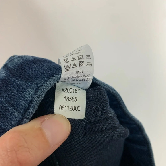 Spanx Jean-ish® Ankle Leggings Size Small Pull On Twilight  Rinse Stretch Casual - Picture 10 of 11